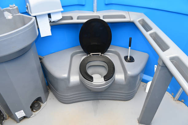 Best Luxury portable toilet rental  in Manchester, KY
